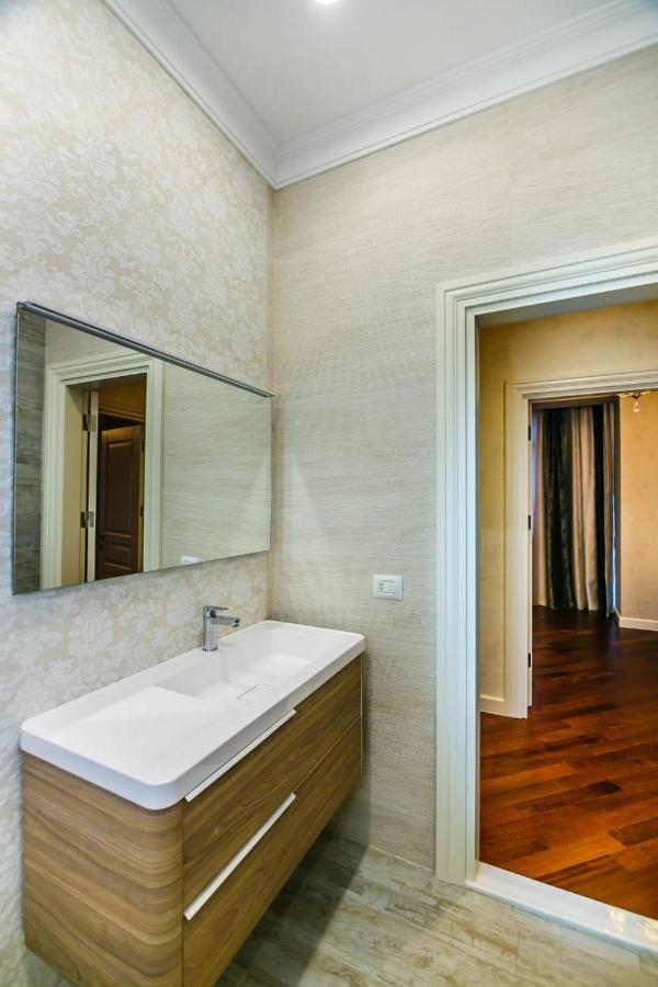 Lux Family Apartment In City Center Bakú Exterior foto